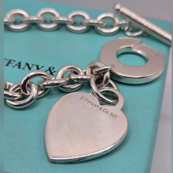 Tiffany & Co 💯% Auth Return To Tiffany Heart Toggle Bracelet w/Box ✨EUC✨Sz7.5”✨ - Picture 5 of 6